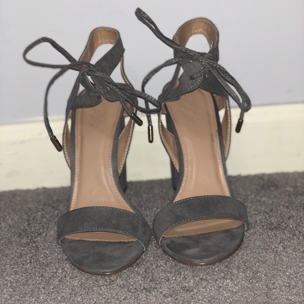 Cute gray heels